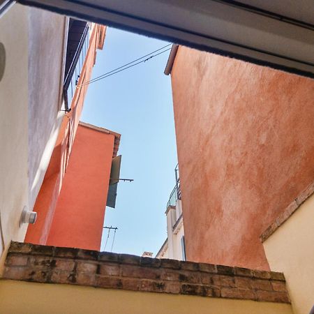 Elegante E Luminoso, Spazio Esterno Privato Veneza Exterior foto