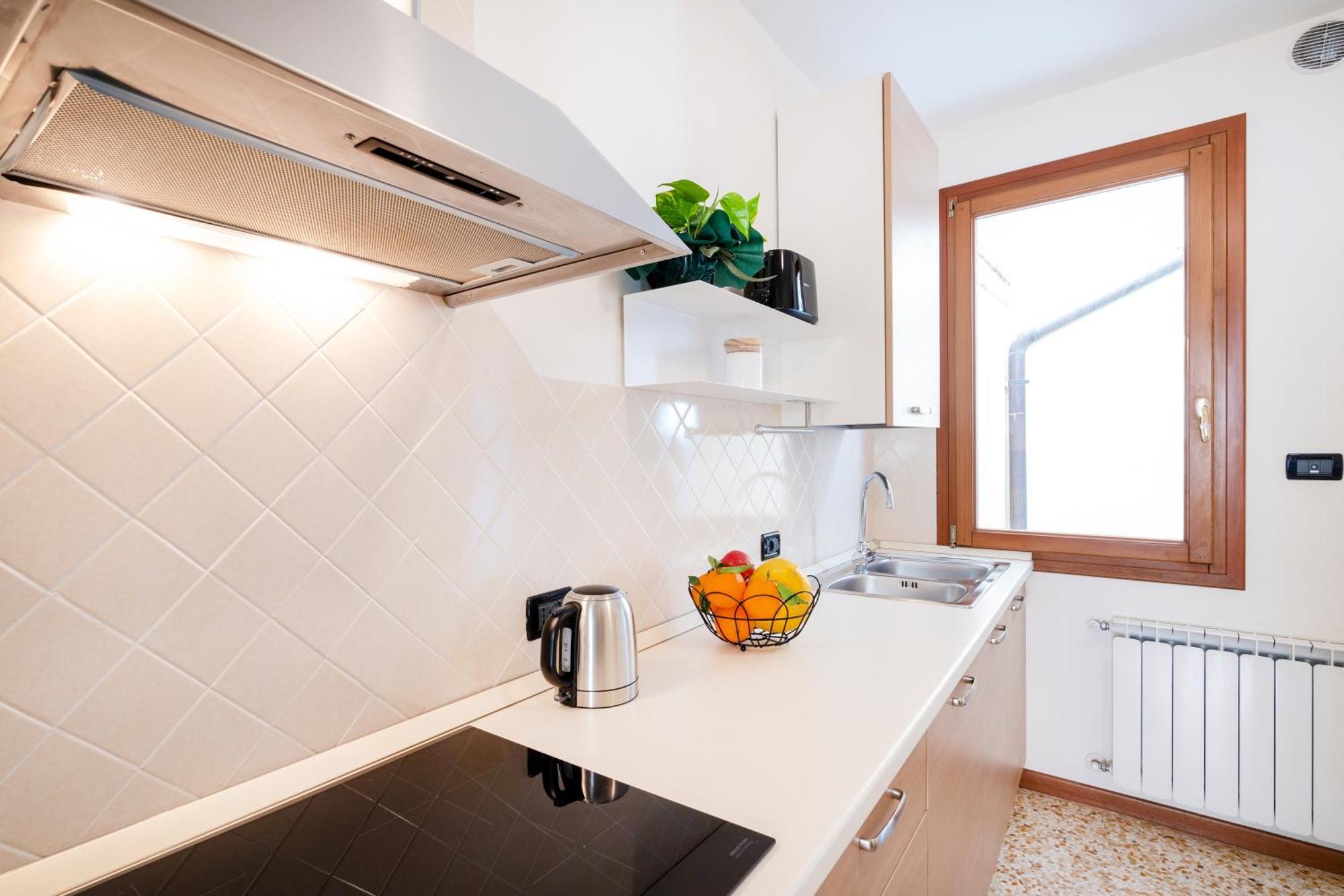 Elegante E Luminoso, Spazio Esterno Privato Veneza Exterior foto